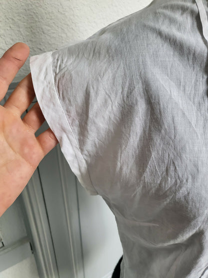Chemisier vintage très fin dentelle plis religieux taille 38? B1