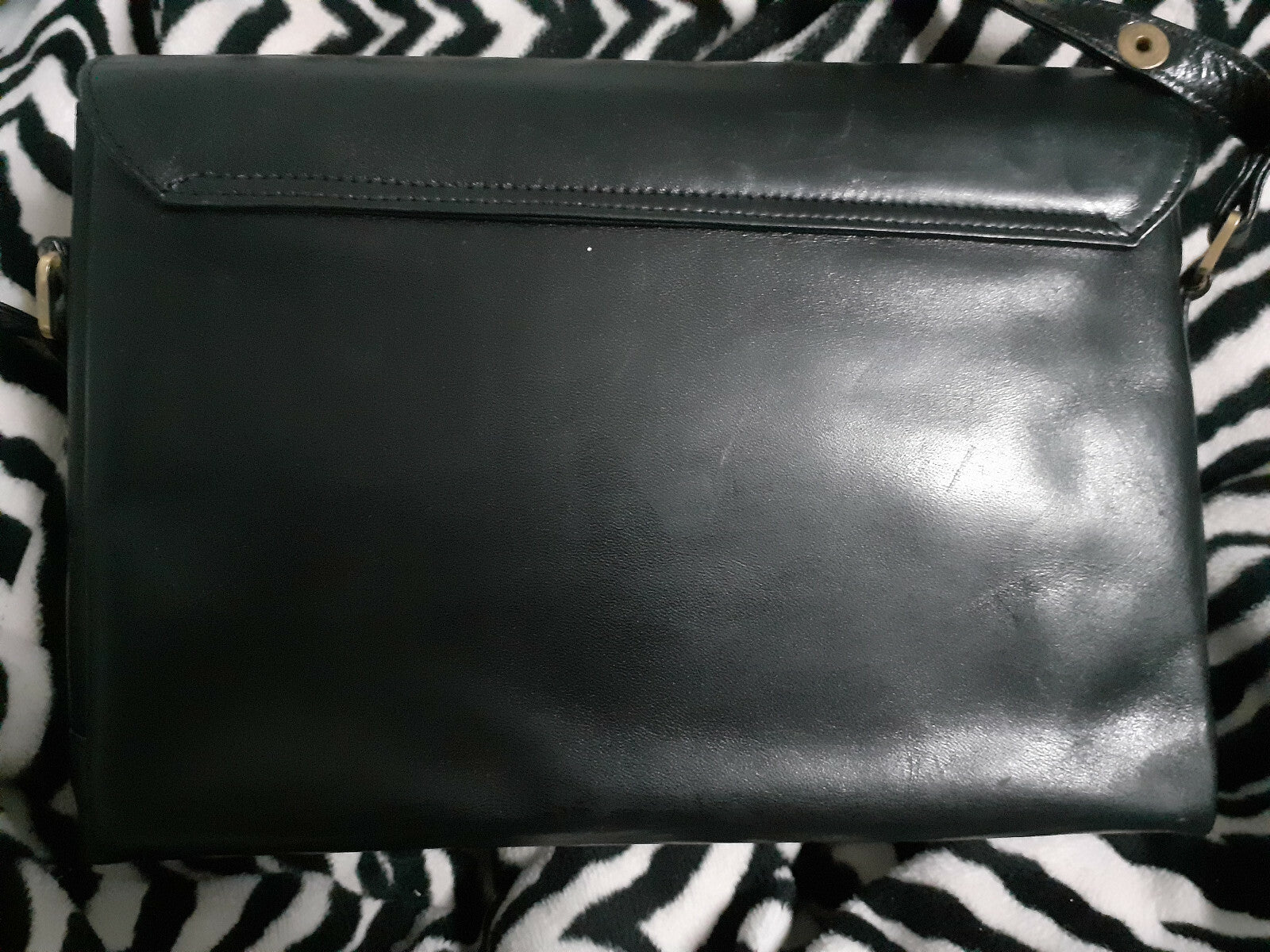 Ancien sac en main en cuir Souple noir retro magasin Printemps