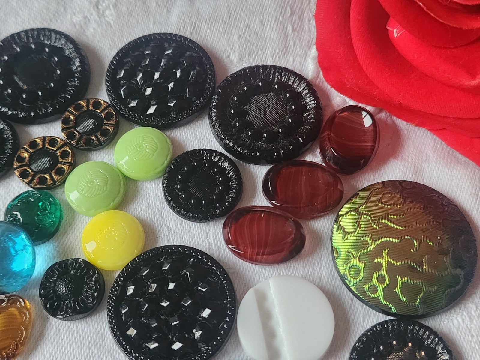 Lot 50 cabochons anciens en verre vintage panaché N°1 T2