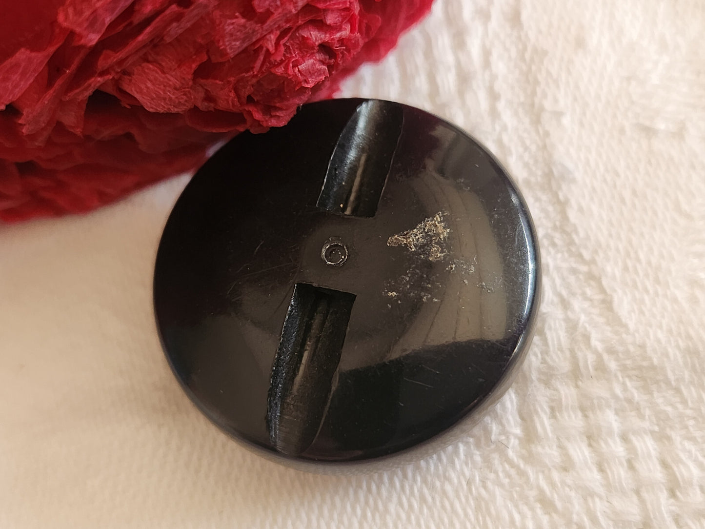 Bouton vintage parurier collection resine strass noir bijoux  2,6 cm ref 0090