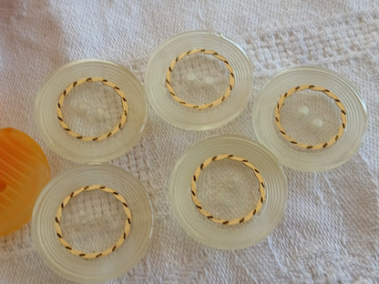 Lot 10 boutons vintage jaune et orange 2 et 2,2 cm ref 6479