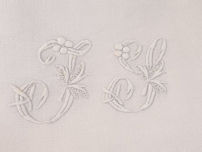Superbe monogramme ancien IS sur serviette ancienne B8
