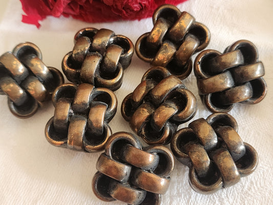 Lot 8 volumineux boutons vintage effet cuivré résine 2,4 cm ref 109