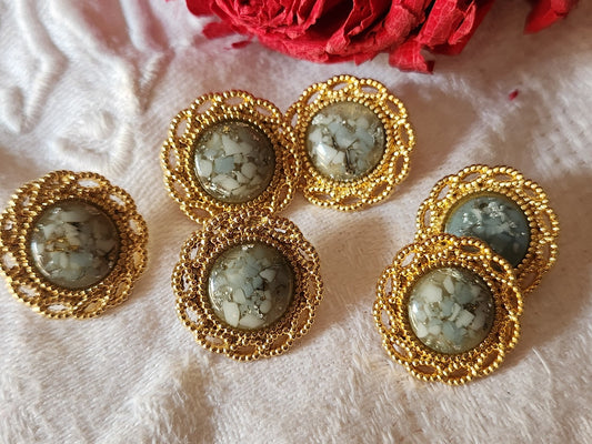 Lot 6 boutons vintage en métal doré coeur bleu 1,7 cm ref 2932