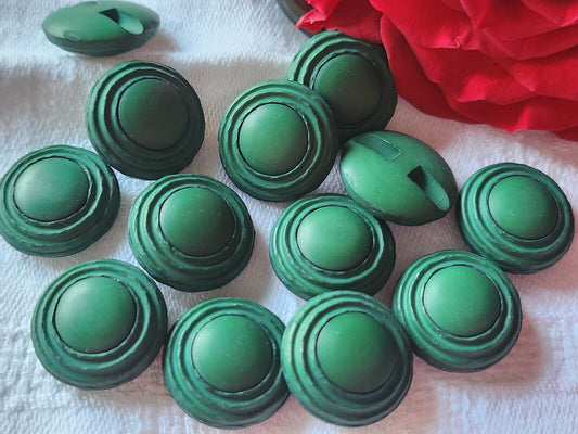 Lot 10  boutons vintage vert foncé  mat pied 1,7 cm ref 1834