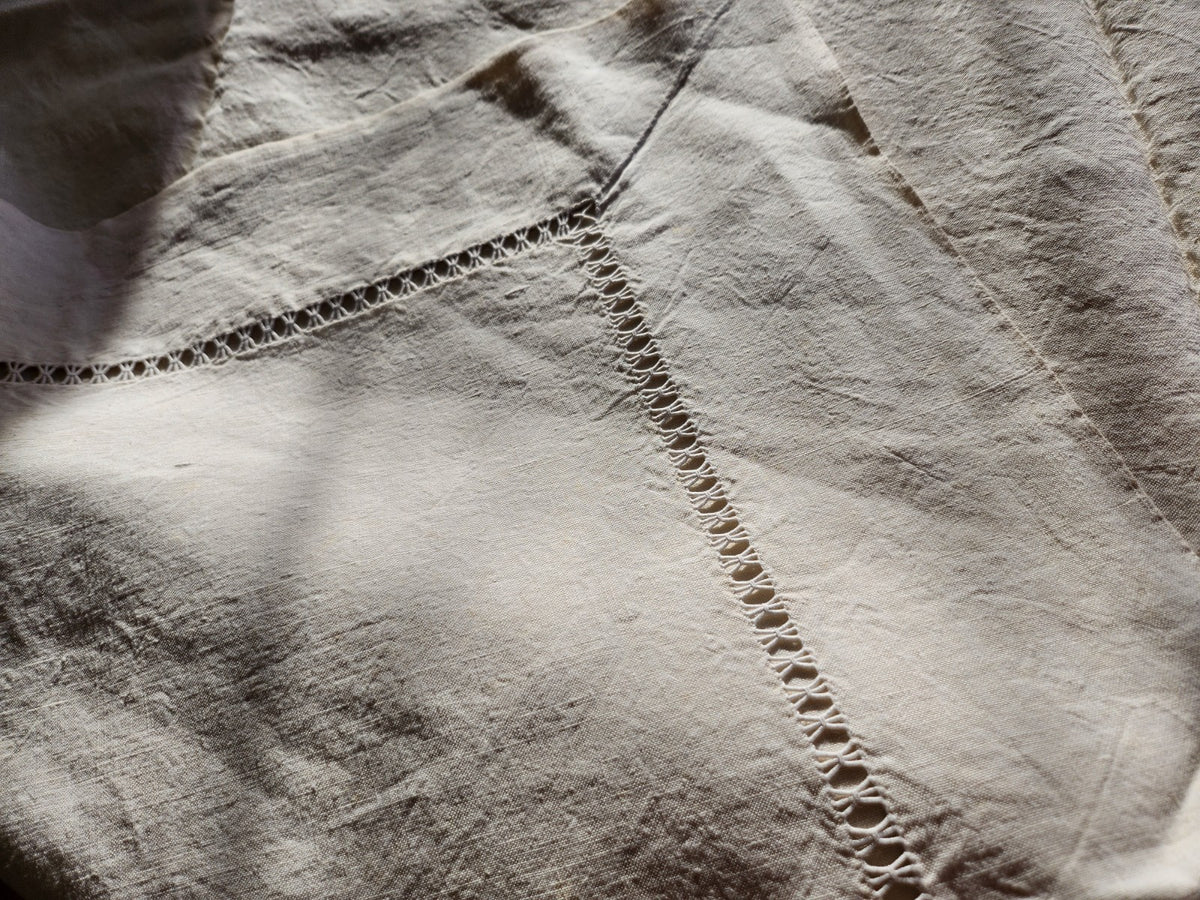 Ancien grand drap  toile lin jour tiré 220 cm sur 265 cm B7