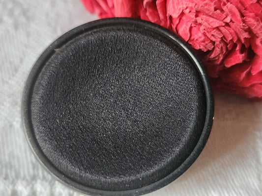 Collection enorme bouton ancien coeur passementerie noir 3,5 cm D17O