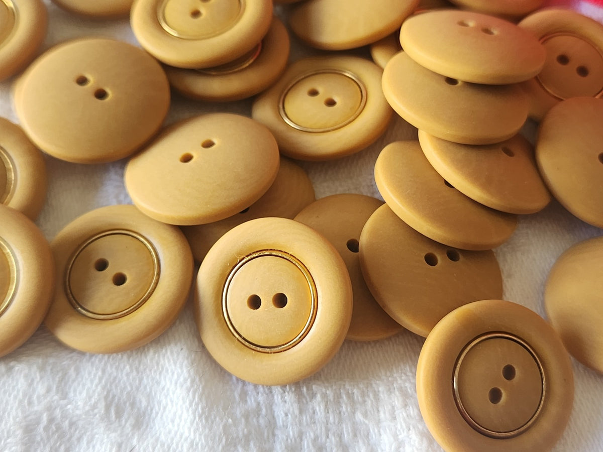 Lot 12 boutons vintage camel doré veiné mat trou marron 1,9 cm ref 6144 **