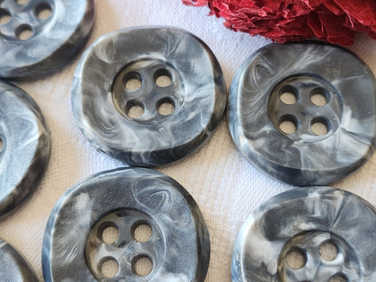 Lot 7 boutons vintage énorme gris chiné 3,4 cm hyper leger trous ref 3392