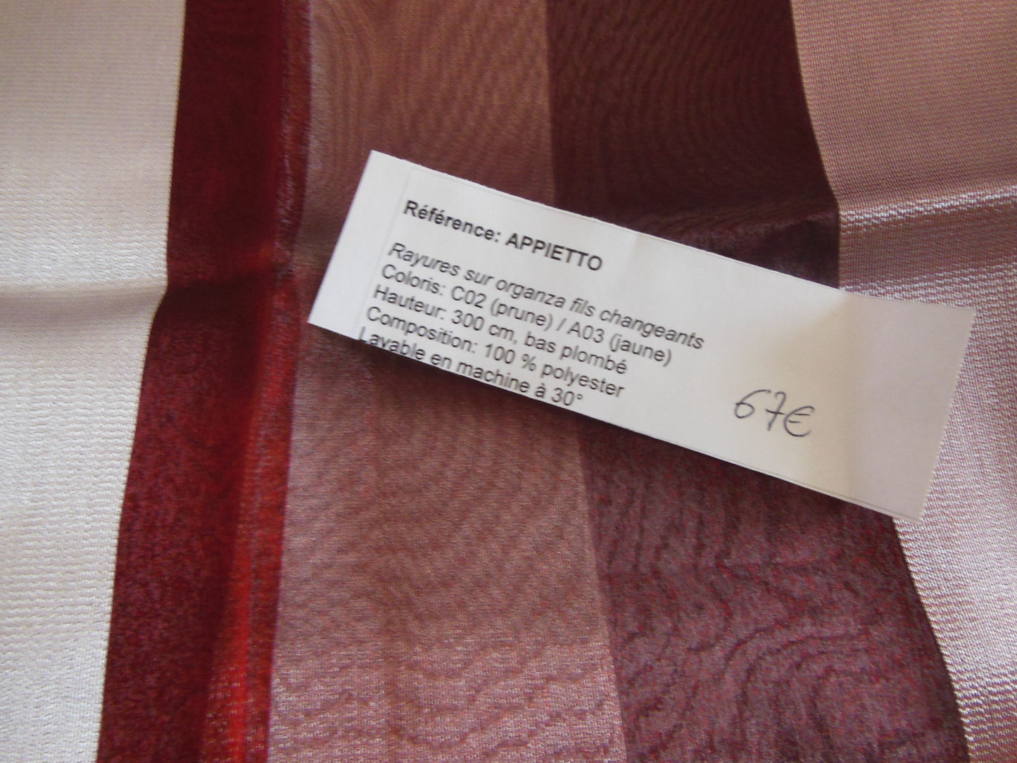 Coupon tissu moderne voilage modèle Appietto violet  1 m 0 2 sur 1 m 10 B3