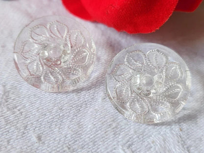 Duo boutons anciens en verre transparent ciselé fleur 1,9 cm D12E