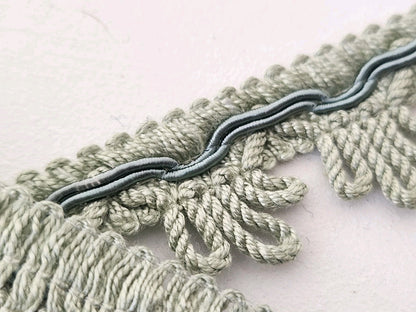 Galon vintage vert bouclette liseré haut satiné joli 2 mètres sur 2 cm A1