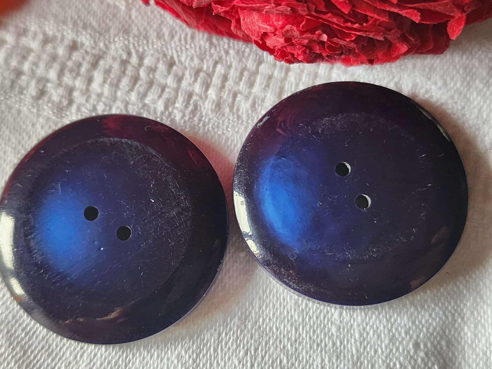 Duo énormes  boutons vintage bleu à trous camaieu épais 3,5 cm ref 1488
