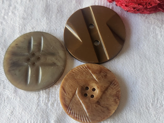 Trio boutons anciens  collection art deco 3,1 à 3,5 cm cm G13R