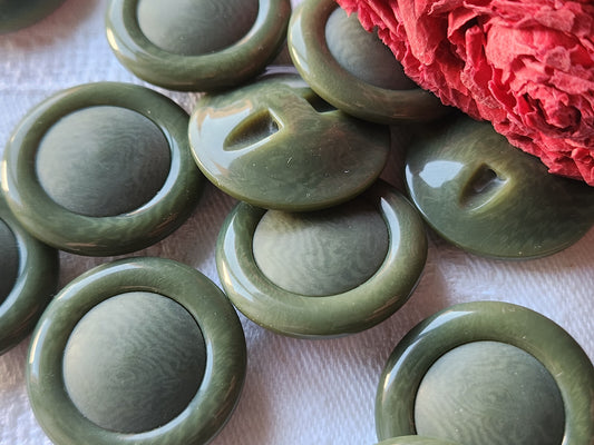 Lot 6 gros boutons vintage vert à pied 2,5 cm ref 5357