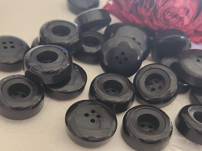 Lot 10  boutons vintage noir épais haut trous 1,7 cm ref 5928