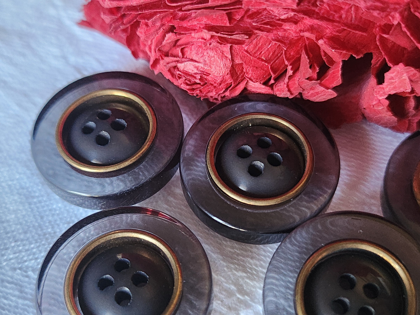 Lot 5 boutons vintage gris transparent épais pied 2,3 cm ref 522