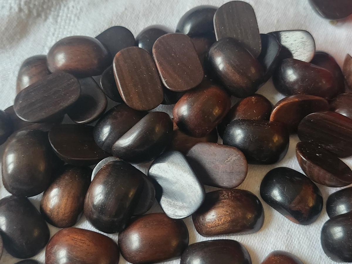 Lot 75 cabochons anciens en bois vintage panaché