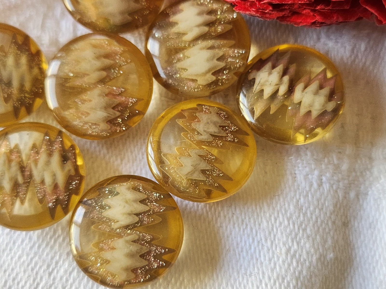 Lot 8 boutons vintage marron inclusion paillette pied 1,4 cm ref 3756