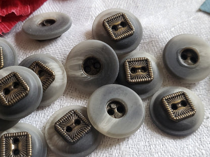 Lot 12 boutons vintage gris chiné motif metal à trous 1,6 cm ref 2745