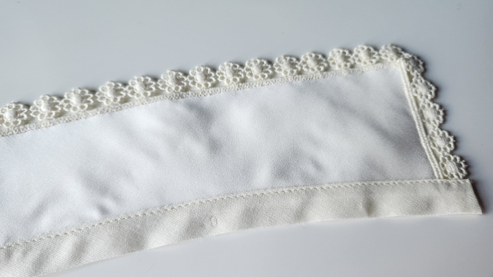 Ancien  col tissu blanc tramée  dentelle  vintage  B1-42