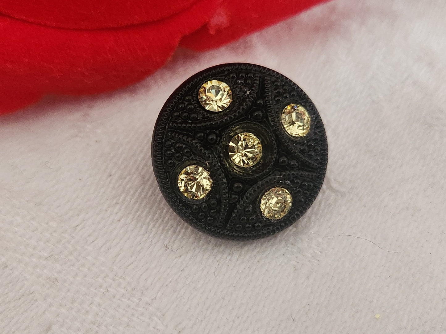 Bouton vintage en verre noir avec strass verre jaune 18 mm ou   1,8 cm G19J