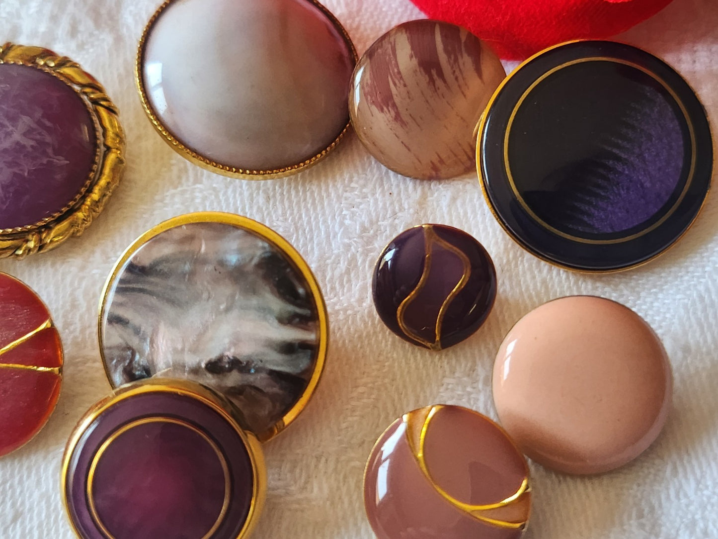 Lot 11 boutons vintage en métal violet rose panaché 1,2 à 2,3 cm ref 6063