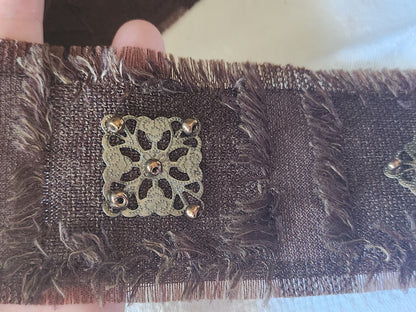Galon vintage perle métal  marron très large 1 mètre 90 sur 5,7  cm A3