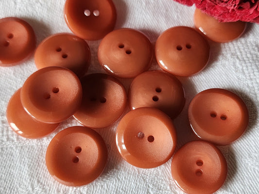 Lot 12  boutons vintage teinte à definir marron orange  2 cm ref  1620