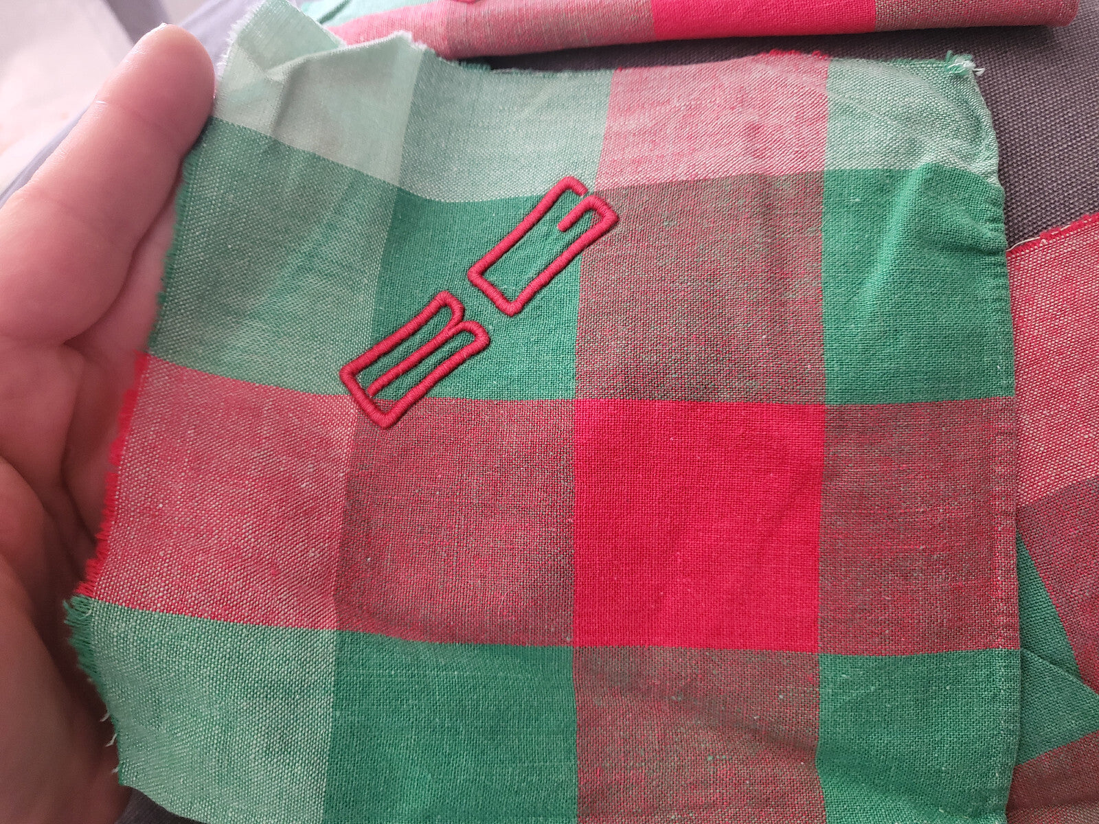 Lot 4 anciens monogramme BC ou BG  vert création patchwork couture recup  B6