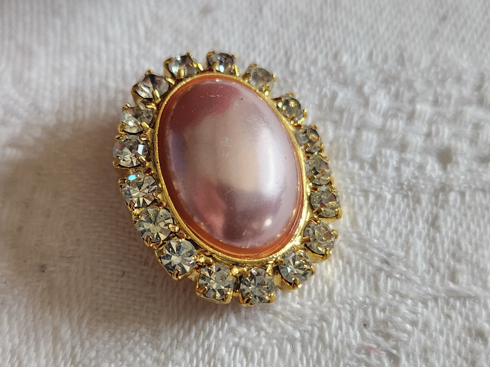 Bouton vintage en métal strass ovale cabochon rose bijoux  2,5 sur 2 cm D14M