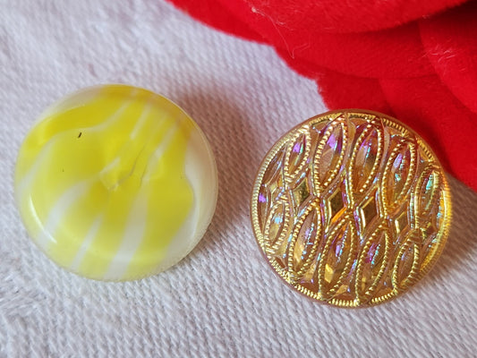 Duo boutons anciens en verre vintage jaune et orange  1,7 cm G17L