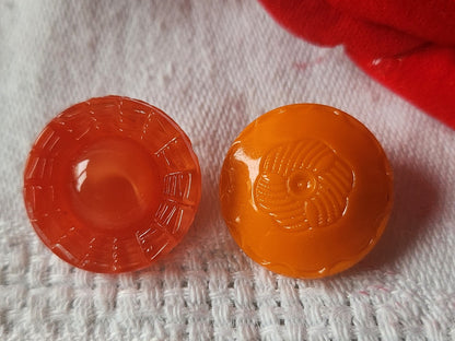 Duo boutons anciens en verre  orange  motif vintage 1,7 et 1,8 cm D9C