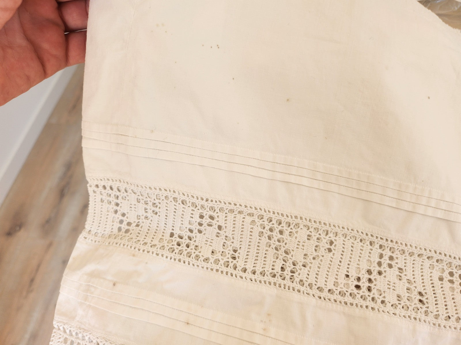 Bas de jupon ancien dentelle recup grande envergure 3 métres 10 B7