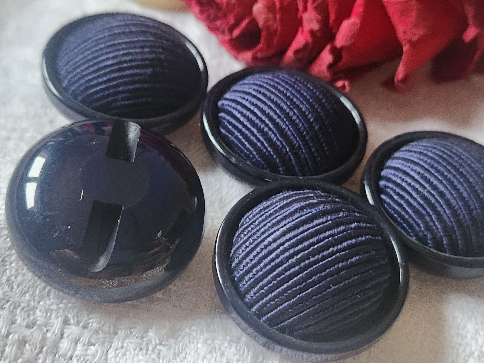 lot 5 gros boutons anciens vintage passementerie bleu 2,6 cm  ref 2509