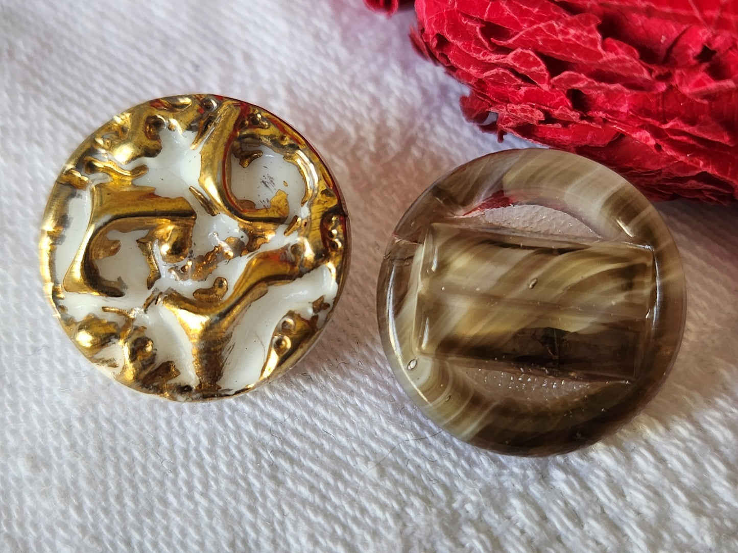 Duo boutons en verre vintage marron blanc doré pied 1,8 cm G13J