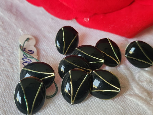 Lot 9 petits boutons en métal vert trés foncé ovale   1,2 sur 1 cm ref 3021