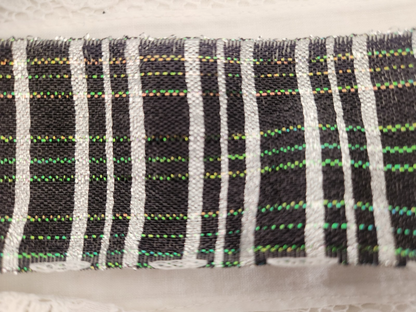 Ancien large ruban  argenté noir mordoré vert large 2 mètres 90 sur 4,5 cm T8