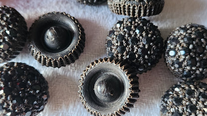 Lot  6 boutons vintage parurier resine strass  marron bombé  1,8 cm ref 3454