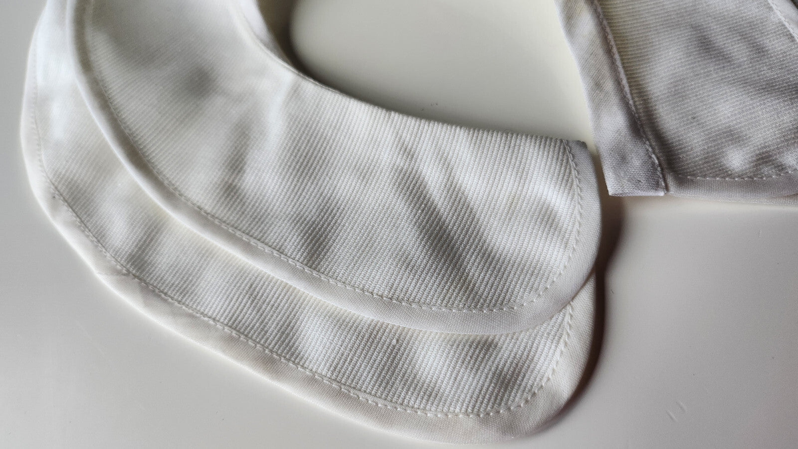 Col ancien vintage tissu tramé double vbvolant blanc B1-25