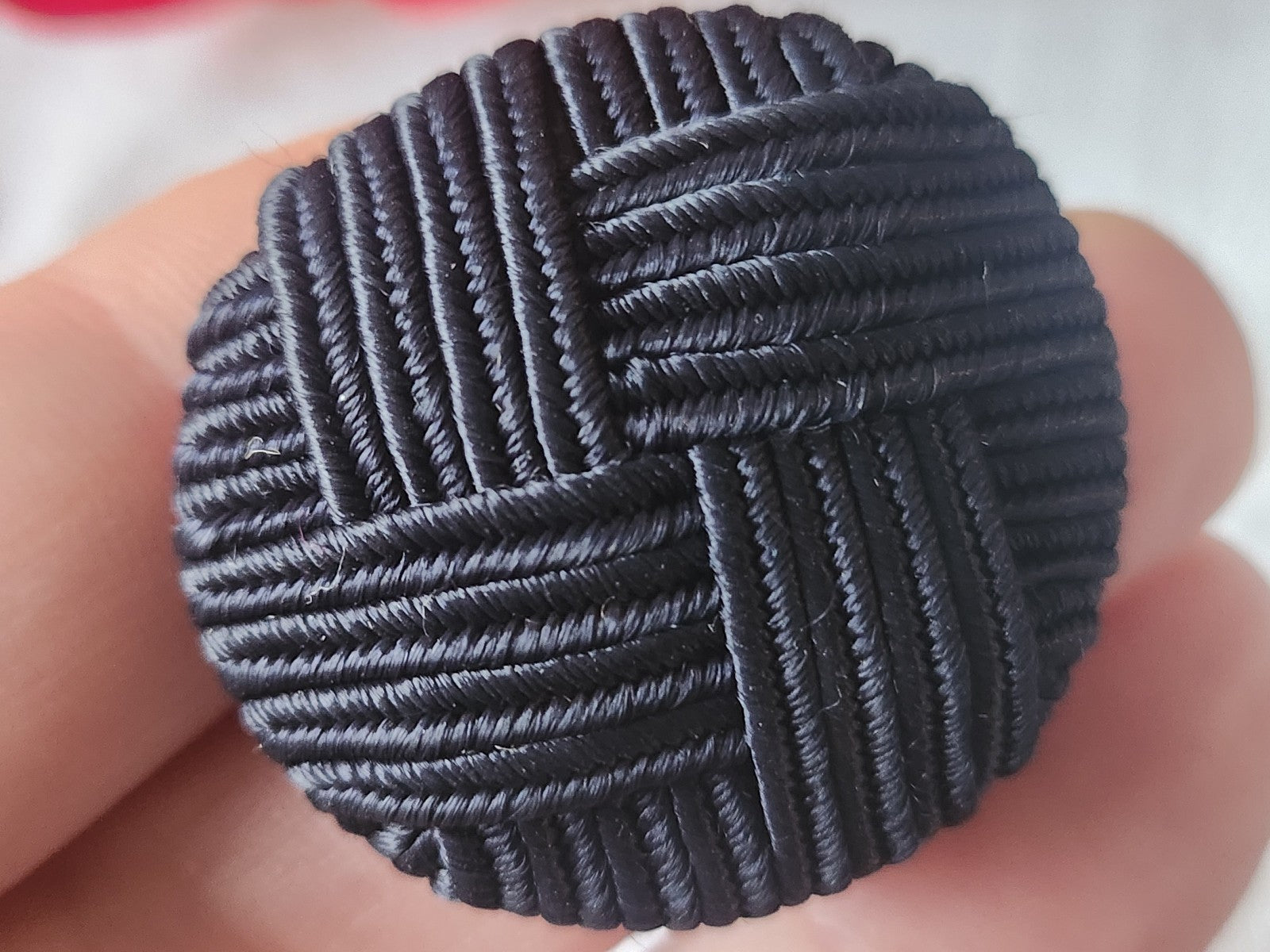 Gros bouton en passementerie vintage bleu 3,3 cm sur 3,6 cm D5T
