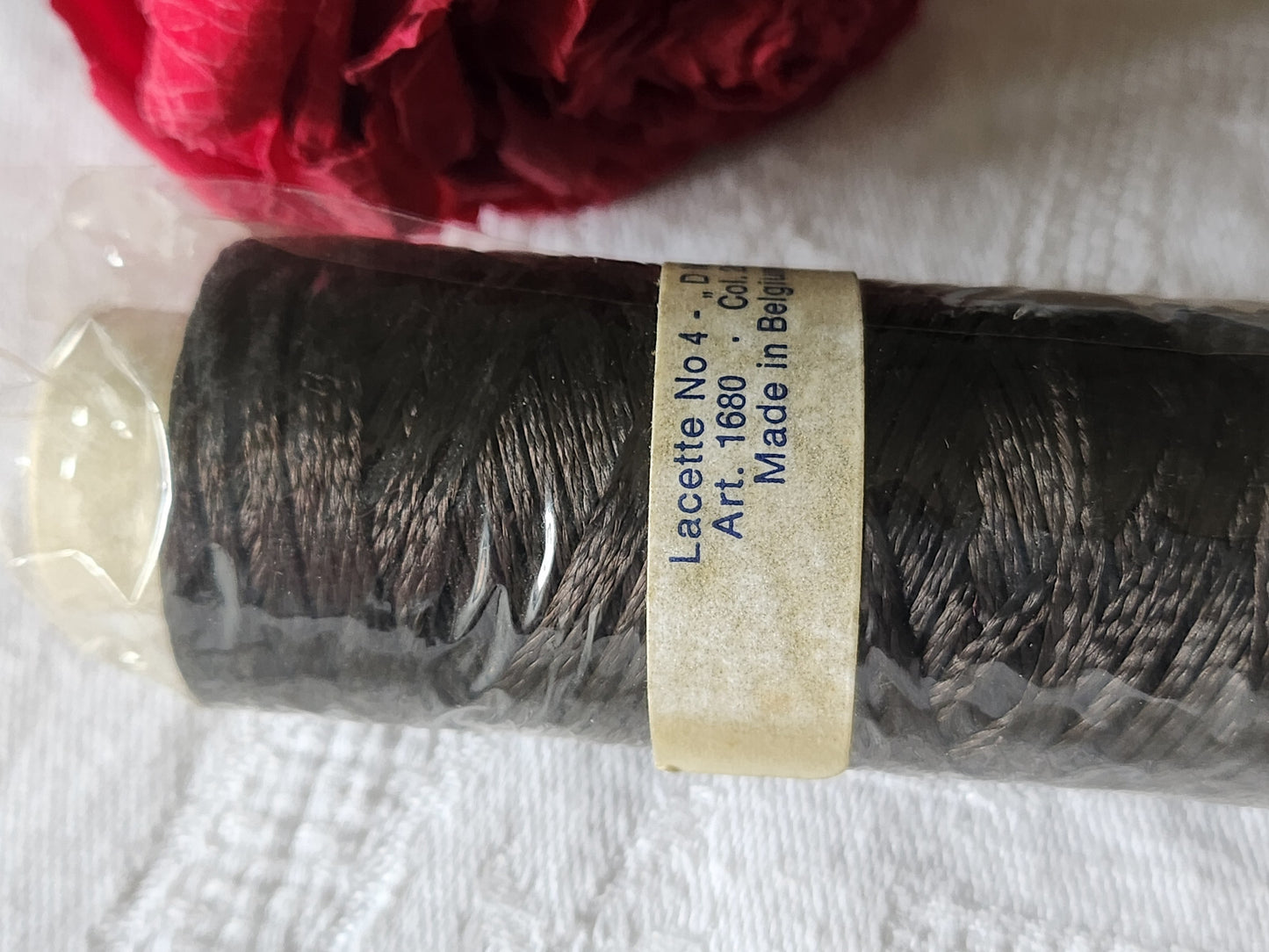Grosse bobine ancienne fil soie artificielle" rayonne broderie marron foncé  DMC