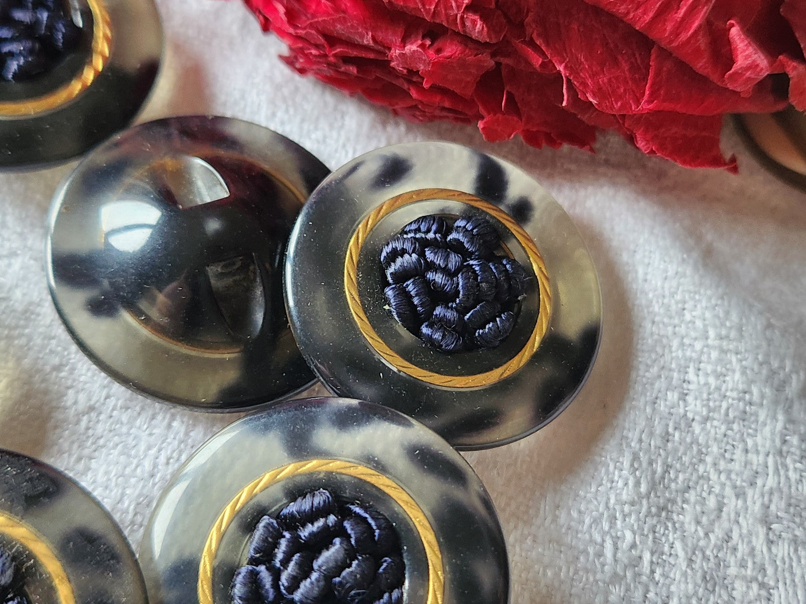 lot 6 gros boutons vintage coeur passementerie bleu noir à  pied 2,7 cm ref 2698