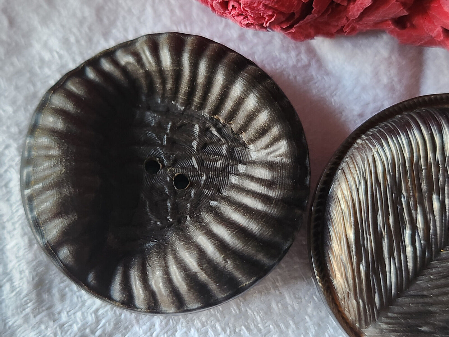 Duo gros boutons vintage marron texturé 3,5 cm manteaux veste ref 440