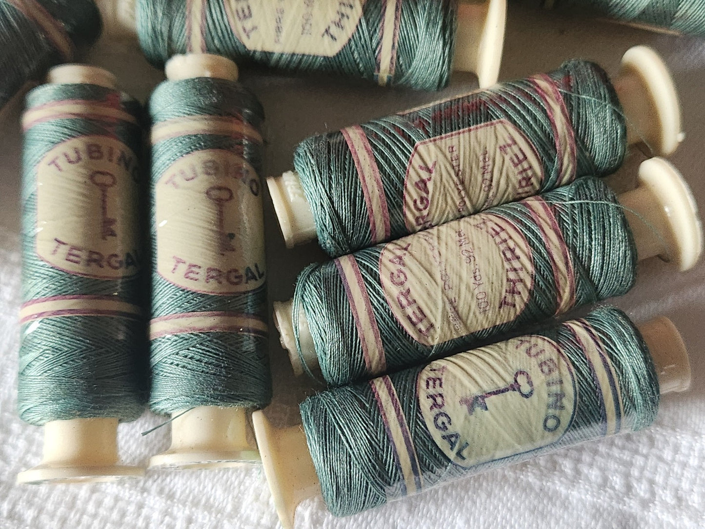 Lot 10 bobines de fil Tergal Thiriez teinte 4762