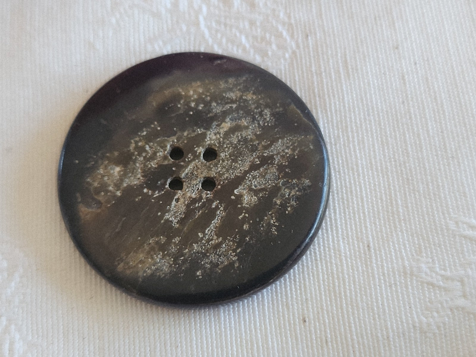 Gros bouton ancien en nacre gris épais trous 3,5 cm ou 35 mm G4K