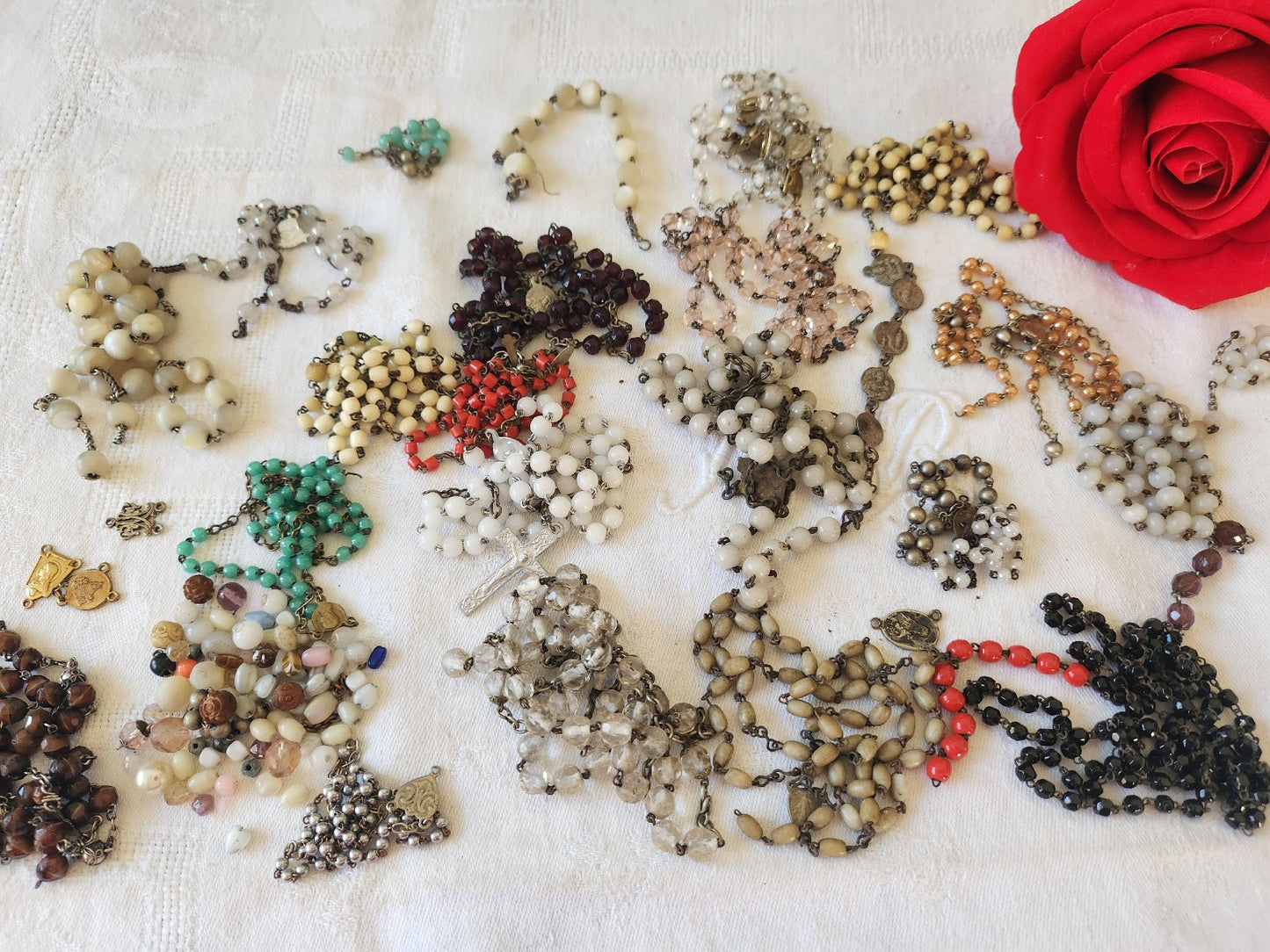 Lot 258 grammes  piece  chapelets anciens restauration listing en photo T1 n°7