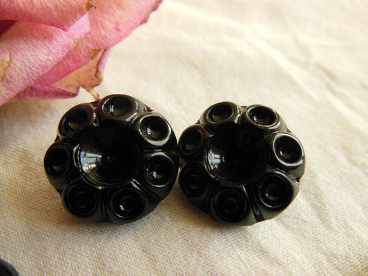 Duo boutons anciens en verre à strasser noir  diamètre: 1,7 cm G12H
