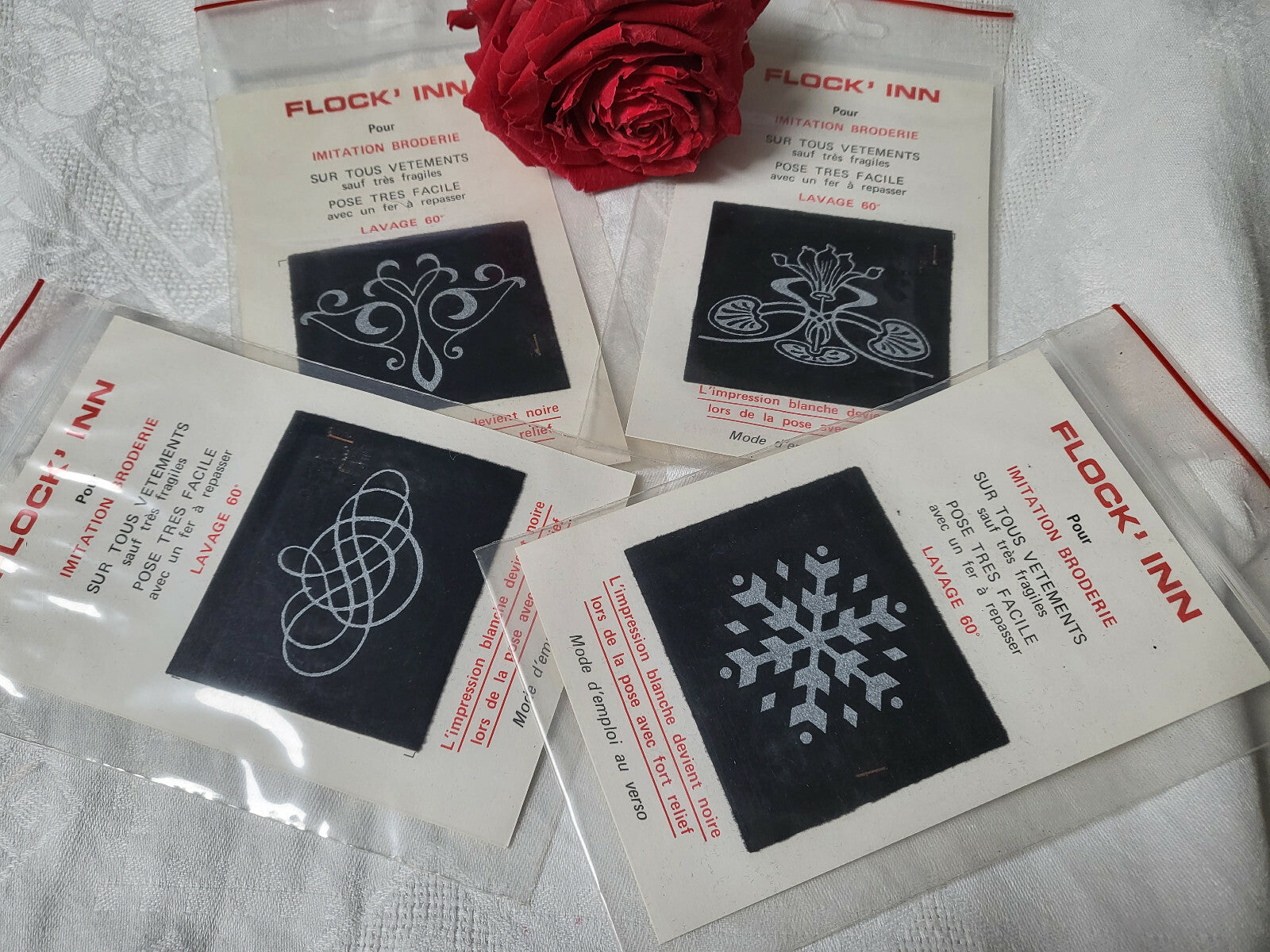 Lot 4 patchs broderie année 80 customisation couture thermocollant N°1 T7