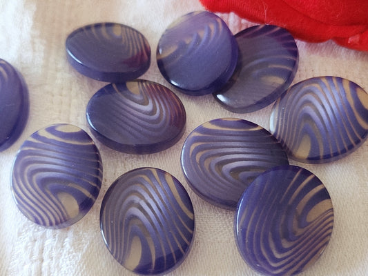 Lot 8 boutons vintage violet ovale transparent veine pied 1,8 / 2,2 cm ref 3849
